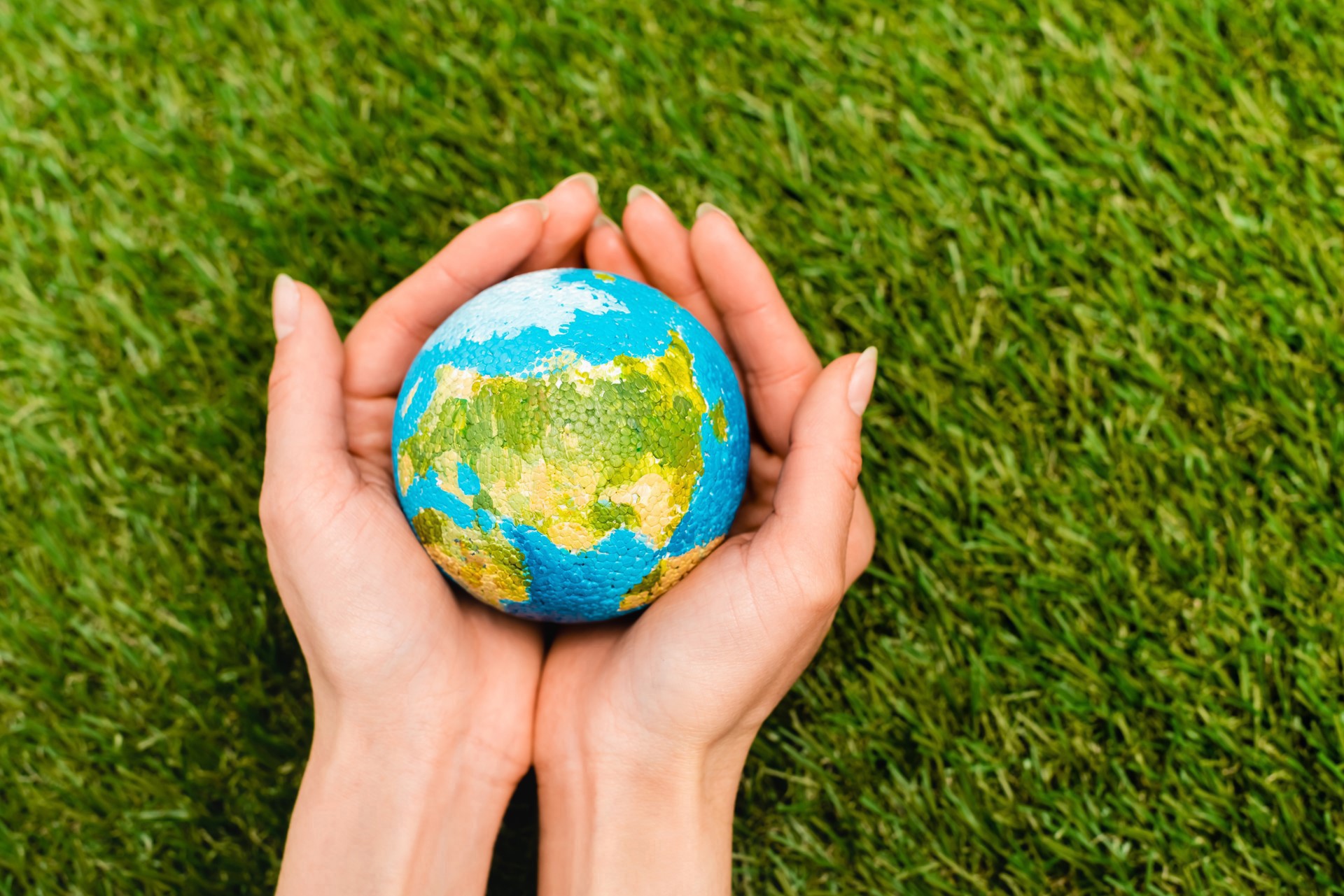 Hitachi Capital UK Commits To Sustainability With EUR325 Million Public Green Bond
